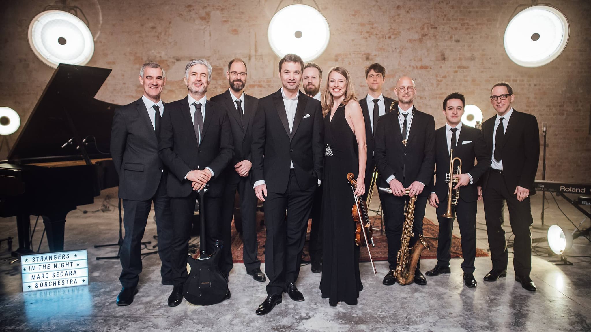 MARC SECARA & ORCHESTER- THE WORLD HITS OF BERT KAEMPFERT/ 8. WERDER KLINGT!
